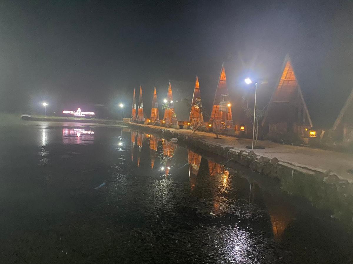 Resort & Resto Talaga Sundayana Subang Kültér fotó